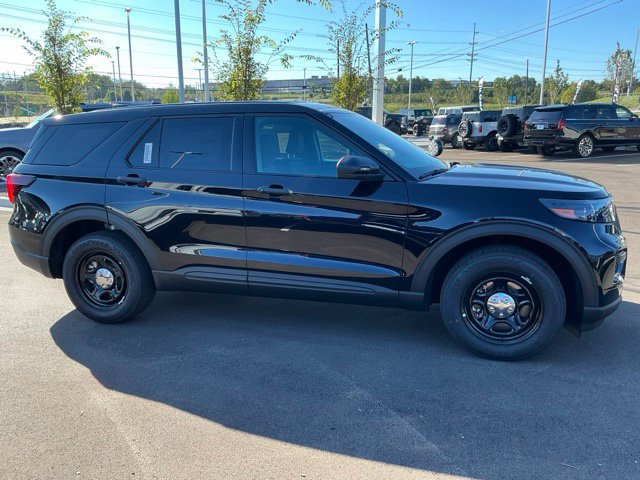New 2026 Ford Explorer 4WD Police Interceptor image 8