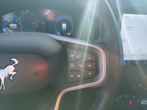 Used 2025 Ford Bronco Big Bend image 18