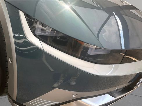 Certified 2025 Hyundai Ioniq 5 Limited AWD/4WD image 26