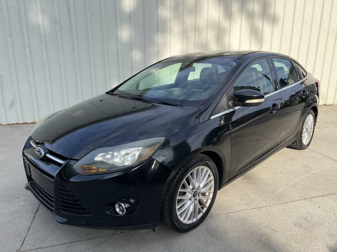 Used 2013 Ford Focus Titanium FWD image 7