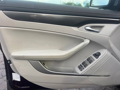 Used 2009 Cadillac CTS 3.6 RWD image 10