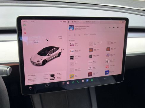 Used 2021 Tesla Model 3 Standard Range Plus RWD image 19