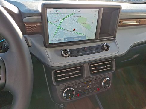 Certified 2024 Ford Maverick Lariat image 23