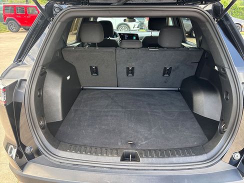 Used 2025 Chevrolet Equinox LT FWD image 31