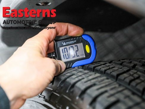 Used 2024 Nissan Armada SV image 31