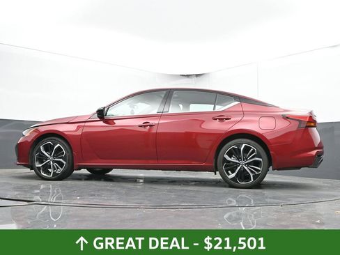 Used 2024 Nissan Altima 2.5 SR w/ SR Premium Package image 52