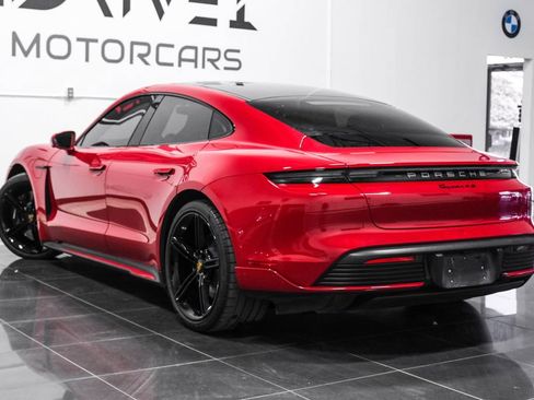 Used 2022 Porsche Taycan 4S image 14