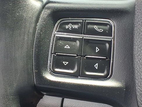 Used 2017 RAM 1500 Big Horn AWD/4WD image 11