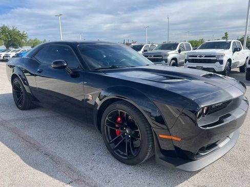 Used 2022 Dodge Challenger R/T Scat Pack image 1