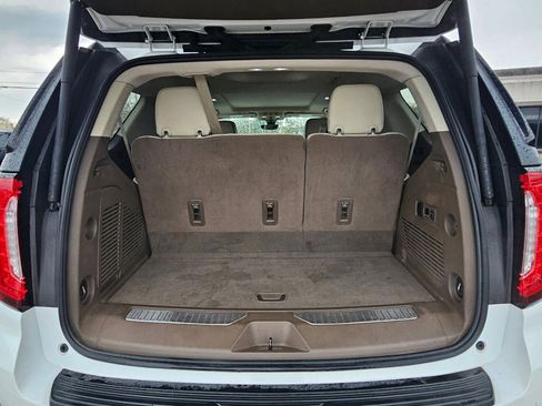 Used 2021 GMC Yukon Denali w/ Denali Premium Package image 4