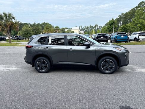 New 2026 Nissan Rogue SV image 30