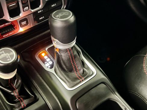 Used 2019 Jeep Wrangler Unlimited Rubicon image 99