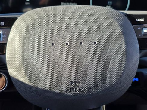 Used 2025 Hyundai Ioniq 5 SEL image 25