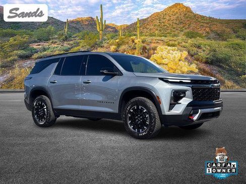 Used 2025 Chevrolet Traverse Z71 w/ LPO, Floor Liner Package image 1