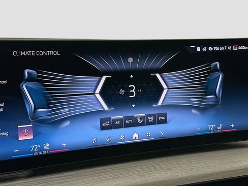 New 2026 BMW 330i xDrive Sedan w/ Premium Package image 15