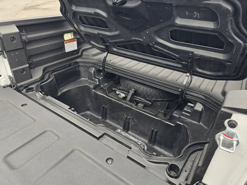 New 2026 Honda Ridgeline Black Edition image 13