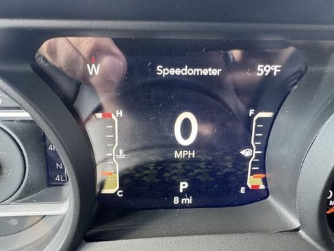 New 2025 Jeep Gladiator Sport image 17