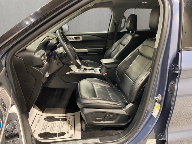 Certified 2021 Ford Explorer Limited w/ Equipment Group 301A AWD/4WD image 12
