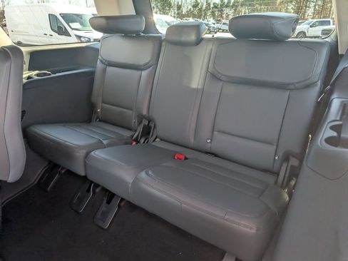 New 2026 Ford Expedition Active image 6