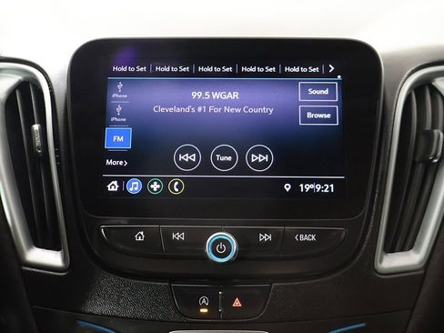 Used 2020 Chevrolet Malibu LS image 37