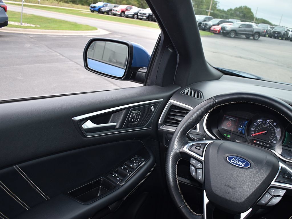 Used 2019 Ford Edge ST w/ Equipment Group 401A AWD/4WD image 20