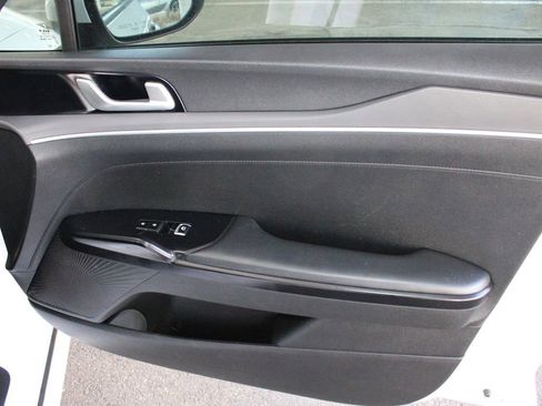 Used 2022 Kia K5 LXS FWD image 41