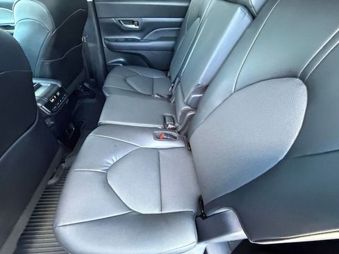 Certified 2024 Toyota Grand Highlander XLE image 29