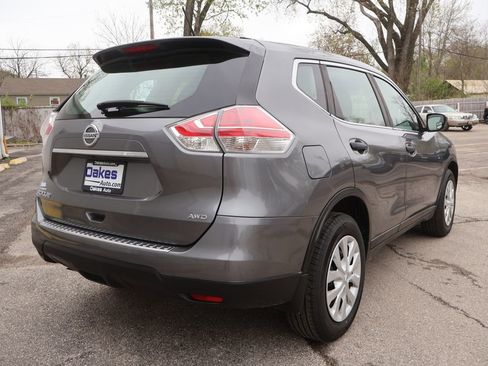 Used 2016 Nissan Rogue S AWD/4WD image 8