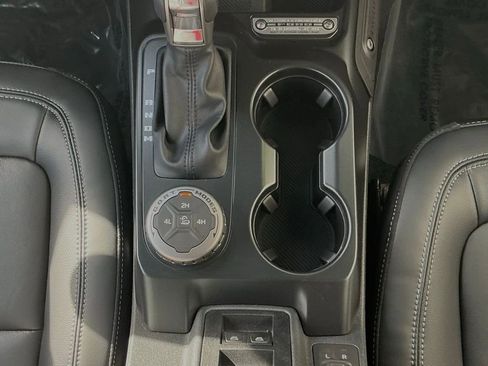 New 2026 Ford Bronco Outer Banks image 14