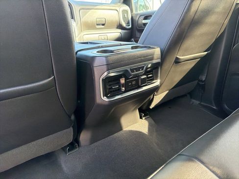 Used 2020 GMC Sierra 1500 SLT image 15
