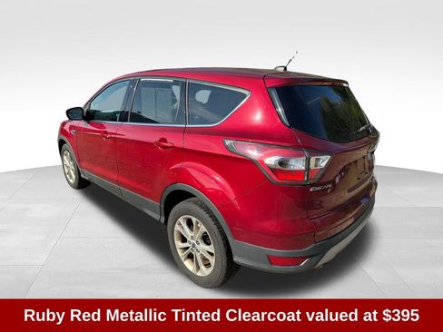 Used 2017 Ford Escape SE w/ SE Cold Weather Package FWD image 4