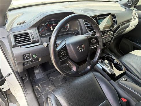 Used 2019 Honda Passport Touring image 13