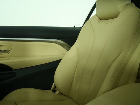 Used 2019 BMW 430i Convertible w/ Convenience Package image 22