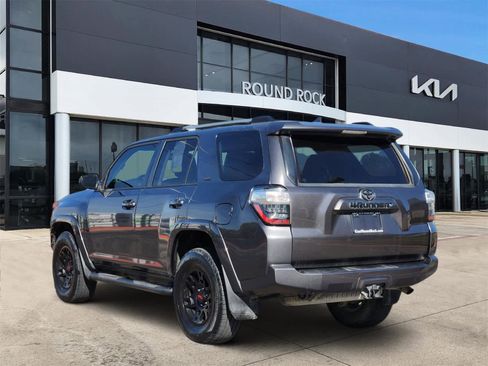 Used 2021 Toyota 4Runner SR5 image 6