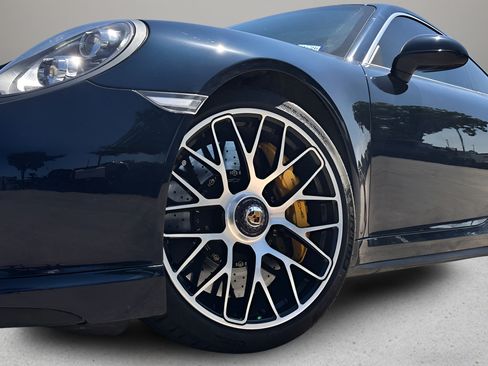 Used 2014 Porsche 911 Turbo S AWD/4WD image 25