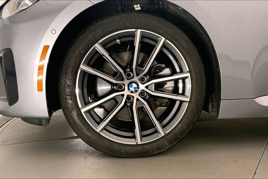 Certified 2025 BMW 230i xDrive Coupe w/ Premium Package AWD/4WD image 8