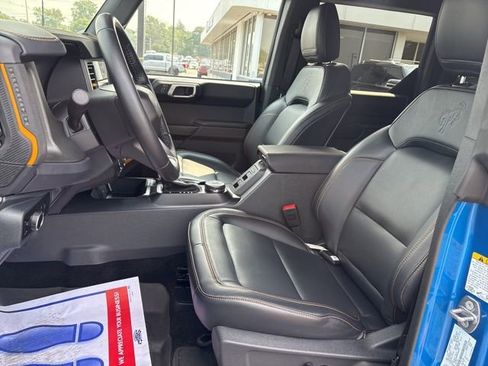 Used 2024 Ford Bronco Badlands image 19