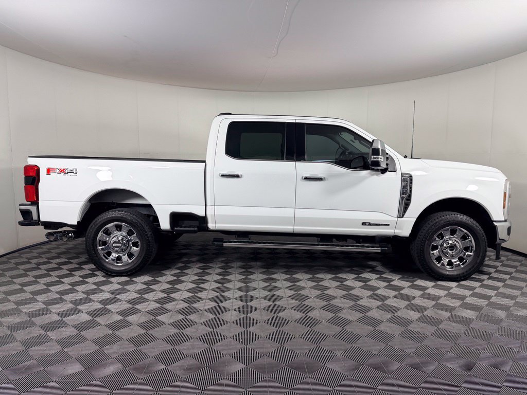 Used 2025 Ford F350 Lariat w/ Chrome Package AWD/4WD image 7