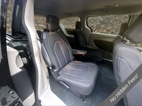 Used 2024 Chrysler Voyager LX FWD image 19