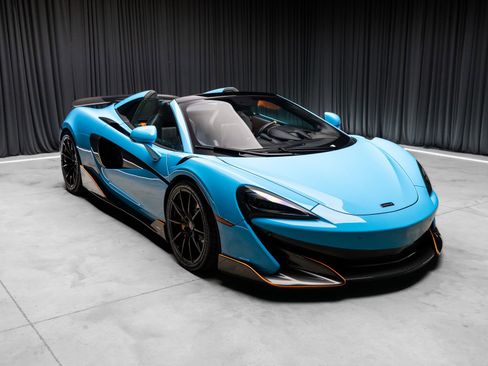 Used 2020 McLaren 600LT Spider image 2