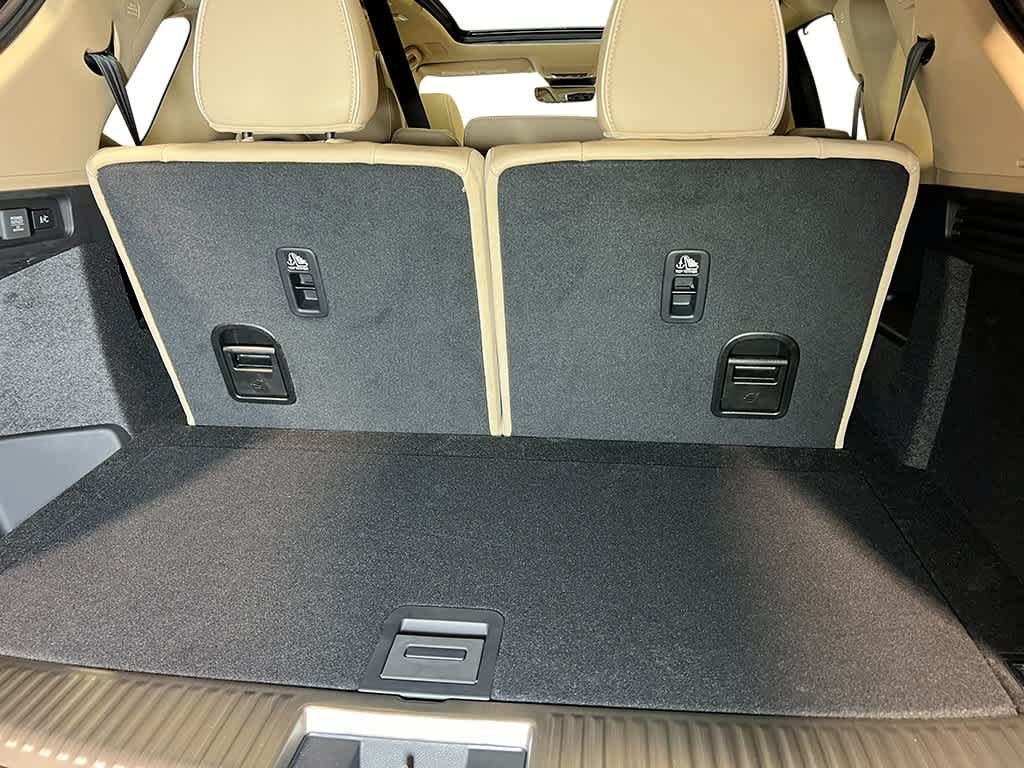 Used 2026 Acura MDX w/ Advance Package AWD/4WD image 31