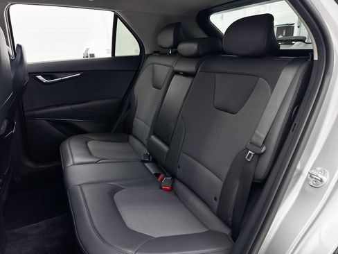 Used 2024 Kia Niro EX Touring FWD image 32