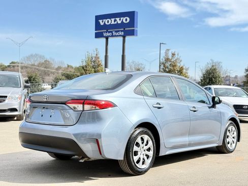 Used 2024 Toyota Corolla LE image 8
