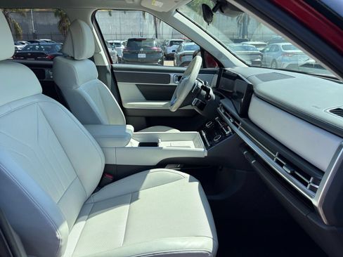 Used 2025 Hyundai Santa Fe SEL AWD/4WD image 34