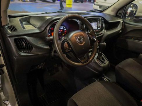 Used 2022 RAM ProMaster City Tradesman image 9