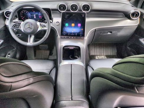 Certified 2025 Mercedes-Benz GLC 300 4MATIC image 16