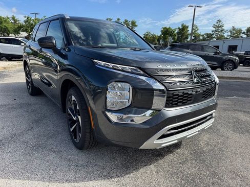 New 2025 Mitsubishi Outlander SEL image 10