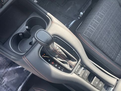 Certified 2024 Honda HR-V Sport image 26