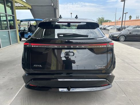 Used 2023 Nissan Ariya image 12