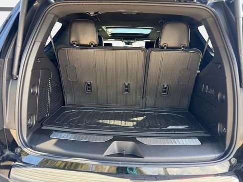 Used 2025 GMC Yukon AT4 Ultimate w/ LPO, Floor Liner Package AWD/4WD image 12
